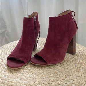 BURGUNDY SUEDE PEEP TOE BOOTIES
